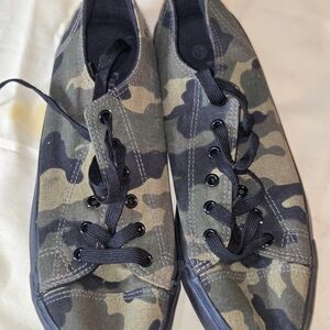 Camouflage Women's Sneakers
